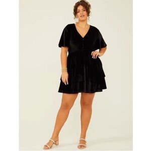 arula tallulah black velvet dress size B / 2x